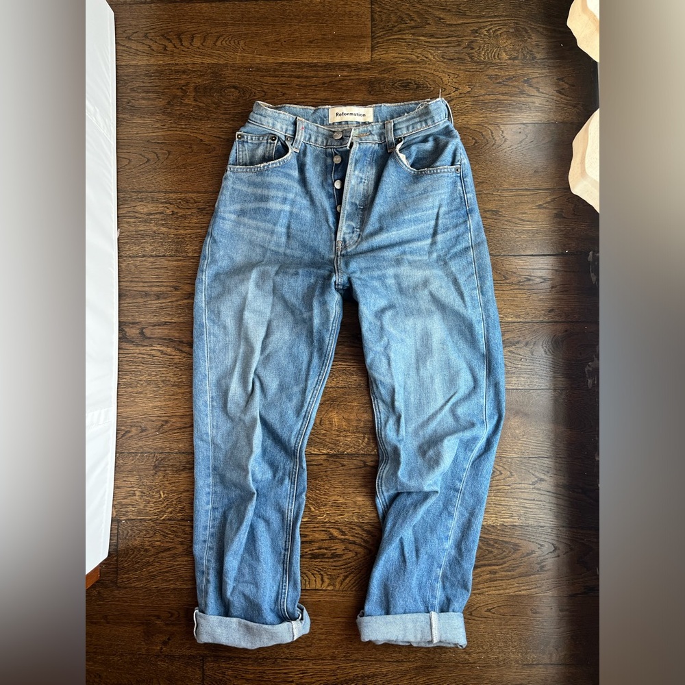 Straight leg, mid rise Reformation jeans
